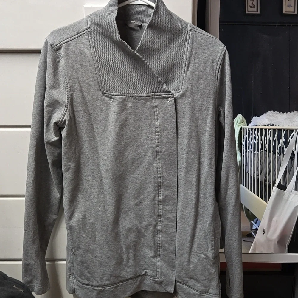 Lululemon Belle Wrap - Picture 3 of 5